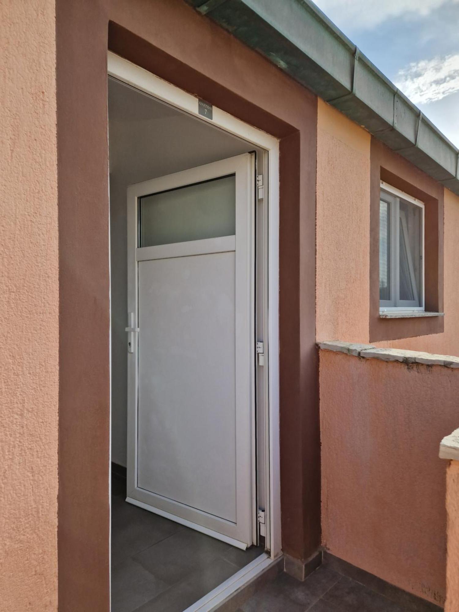 Aurelia Apartments, Vir Exterior foto