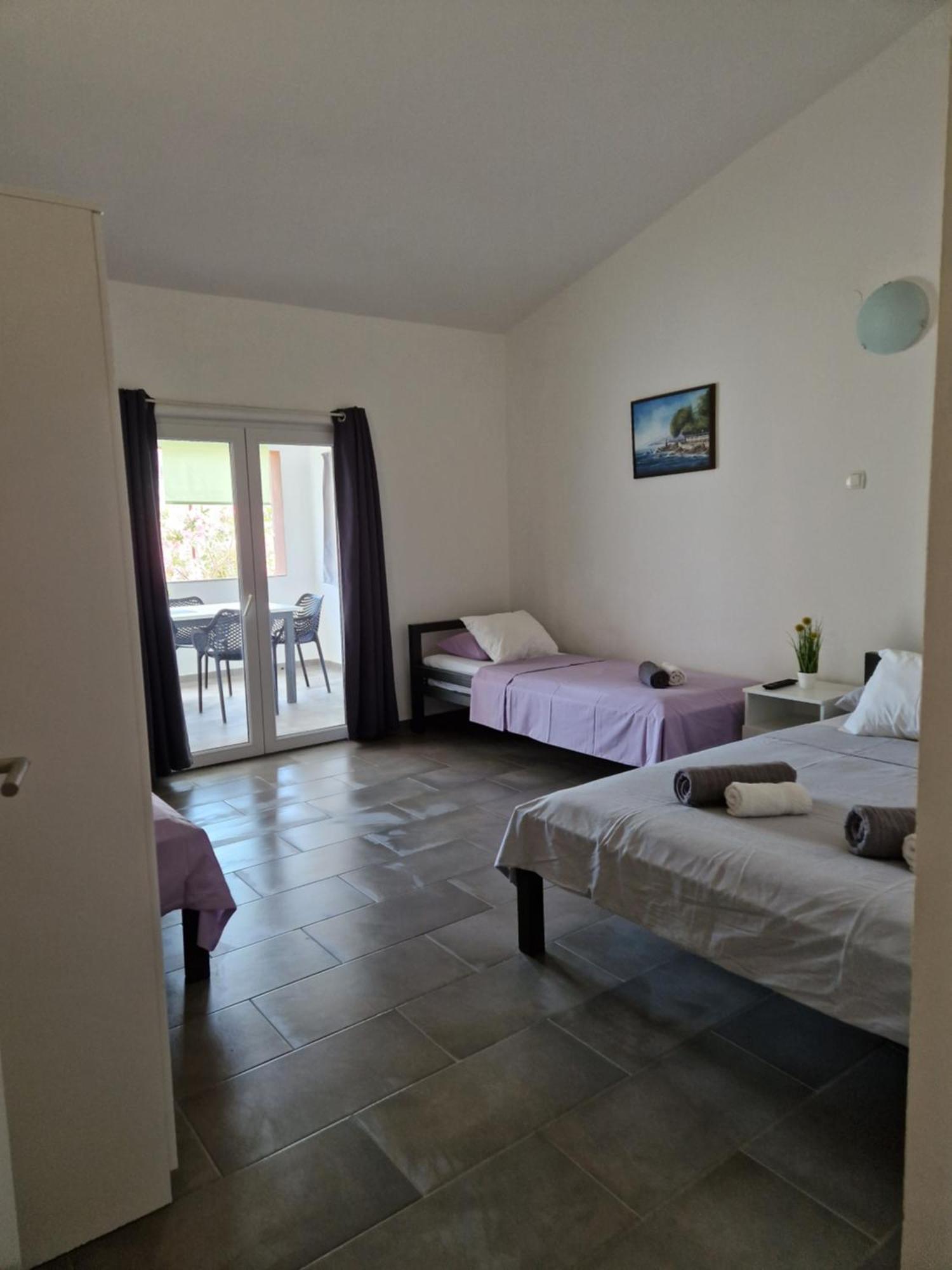 Aurelia Apartments, Vir Exterior foto