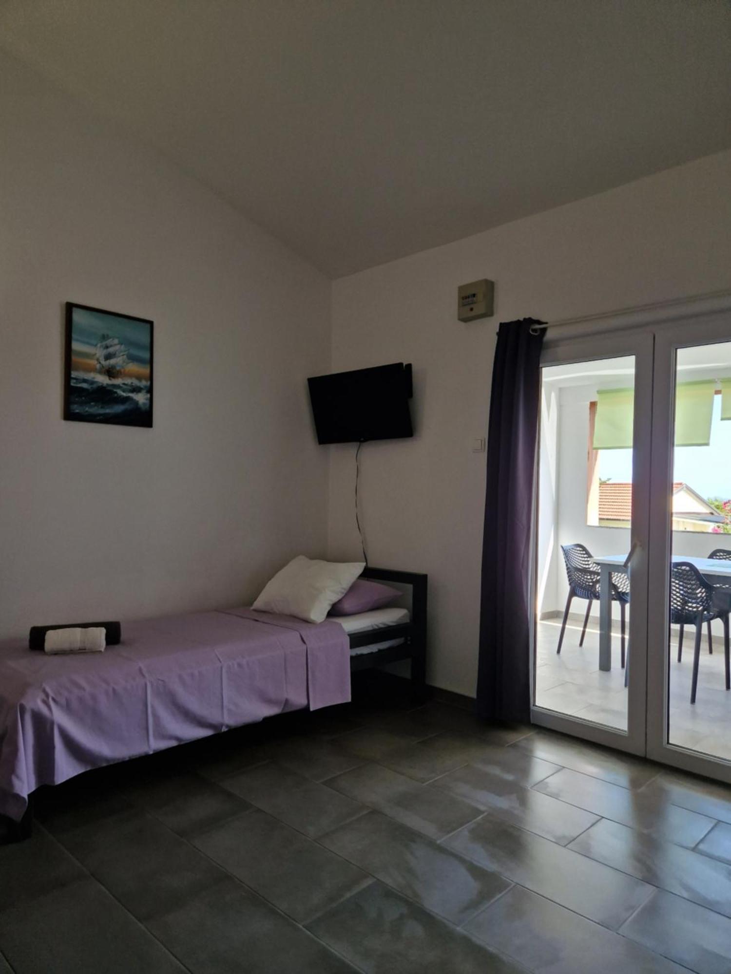 Aurelia Apartments, Vir Exterior foto
